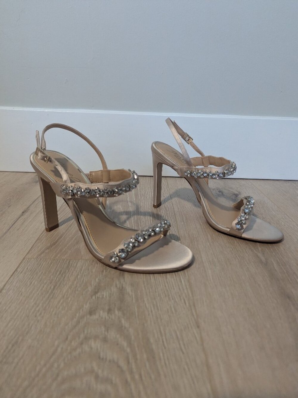 Jewel Badgley Mischka Donna Slingback Evening Heels Sandals 8.5